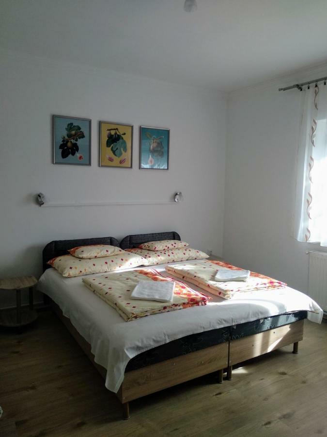 Füge Vendégház Miskolc Exterior foto