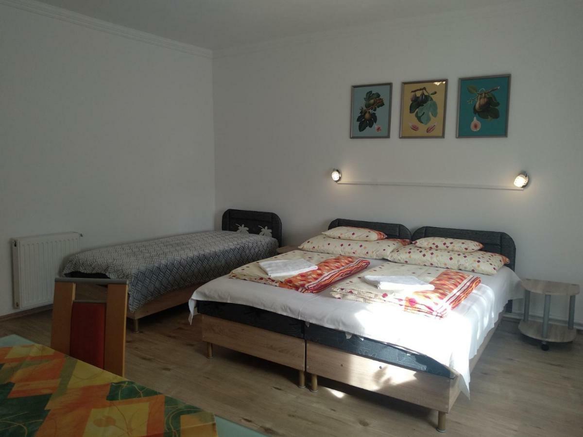 Füge Vendégház Miskolc Exterior foto